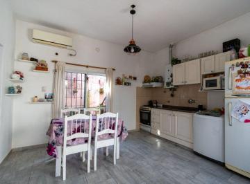 Casa · 52m² · 3 Ambientes · Venta - Casa de Pasillo Unico 2 Dorm Apto Credito