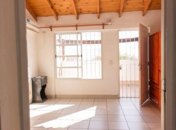 PH · 46m² · 2 Ambientes · PH 2 Ambientes con Jardin Pablo Nogues S/expensas
