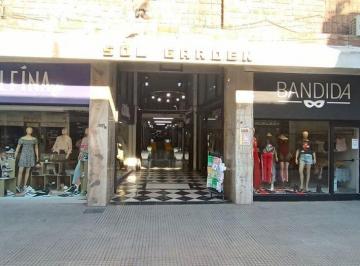 Local comercial · 13m² · Se Vende Local en Peatonal San Martín