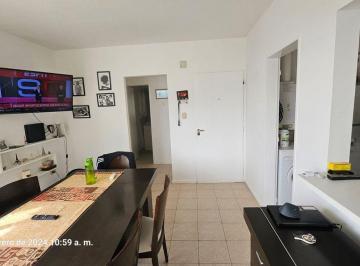 Departamento · 49m² · 3 Ambientes · 1 Cochera · Departamento Vista Al Mar Zona Centro