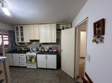 Departamento · 91m² · 6 Ambientes · Depto Balcon Frente 2 Dorm Terraza Propia Centro