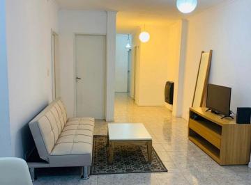 Casa · 102m² · 3 Ambientes · 1 Cochera · Casa en Venta en Gerli 4 Ambientes con Jardin