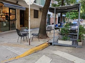 Local comercial · 40m² · Excelente Local en Venta en Esquina en El Centro de Las Cañitas