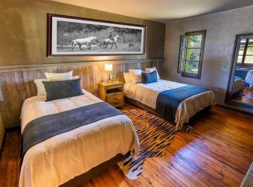 Campo · 807m² · 8 Ambientes · Venta Casa - Casco - Lodge - 7 Dorm. Cordoba - Las Peñas