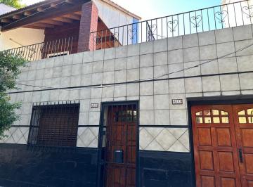 Casa de 5 ambientes, Pompeya · Casa con Galpón en Muy Buen Estado
