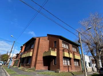 Casa · 224m² · 5 Ambientes · 1 Cochera · Casa en Primera Junta y San Luis