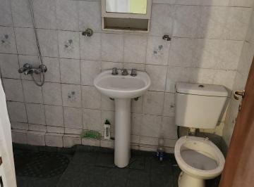 Departamento · 80m² · 4 Ambientes · Departamento en Viamonte 3700
