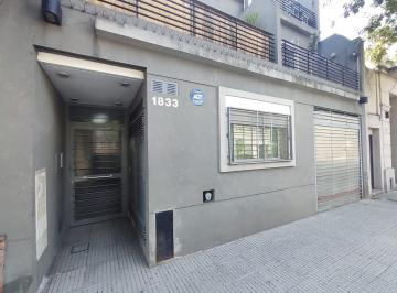 Departamento de 2 ambientes, Villa General Mitre · Excelente 2amb con Terraza y Cochera Privada