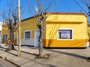 PH de 2 ambientes, La Matanza · PH de 2 Ambientes con Patio y Terraza Ubicado en Esquina Jujuy y Gavilán