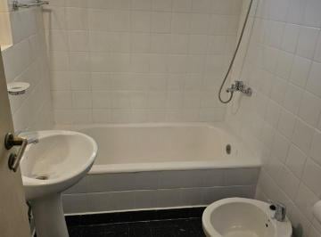 Departamento · 80m² · 3 Ambientes · Excelente Contrafrente con Balcon y Vista Abierta