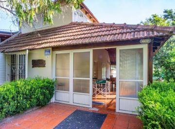 Casa · 568m² · 6 Ambientes · 2 Cocheras · Casa en Venta Pueblo Esther Muy Cercana a La Costanera
