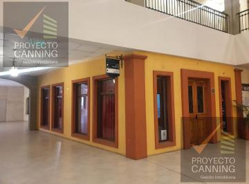 Local comercial · 220m² · 1 Ambiente · Local en Alquiler en Canning Plaza Canning