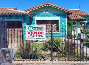 Casa de 4 ambientes, Florencio Varela · Casa en Venta