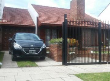 Casa · 148m² · 4 Ambientes · 1 Cochera · Casa en Mar del Plata