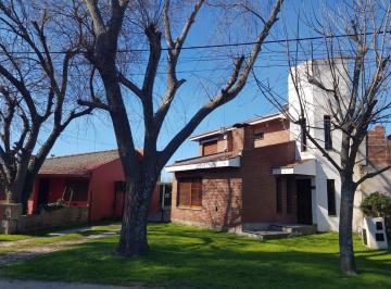 Casa de 4 ambientes, Mar del Plata · Chalet en Barrio Los Tilos