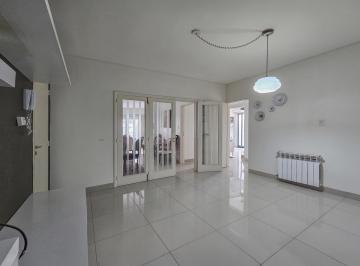 Departamento · 110m² · 4 Ambientes · Excelente Semi Piso Centrico