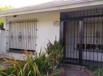 Casa · 130m² · 5 Ambientes · 2 Cocheras · Venta de Casa 5 Ambientes en Rincon de Milberg
