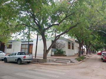 Casa de 4 ambientes, Ciudad de Mendoza · Casa Barrio Bombal