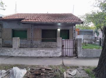 Casa · 116m² · Terreno en Bernardino Rivadavia