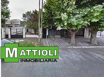 Casa de 3 ambientes, Quilmes · Casa P. H. Al Fondo en Alquiler