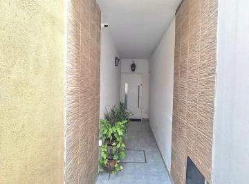 PH · 55m² · 3 Ambientes · PH 3 Ambientes con Patio / Liniers