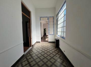 Casa · 164m² · 5 Ambientes · 1 Cochera · Casa Antigua en Mercedes Buenos Aires