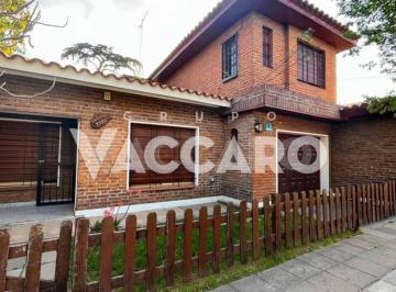 VCO-VCO-989_2 · Casa en Venta 4 Ambientes en Moreno Centro