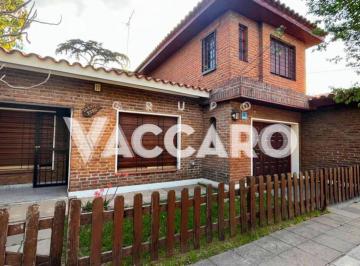 VCO-VCO-989_2 · Casa en Venta 4 Ambientes en Moreno Centro