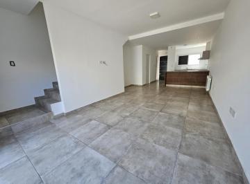 PH · 90m² · 3 Ambientes · Duplex en Venta de 2 Dorm., Apto Crédito Hipotecario