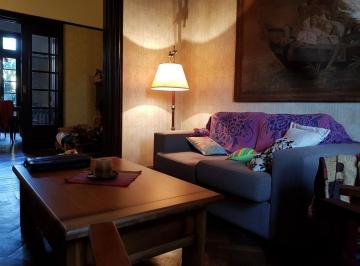 Casa · 220m² · 5 Ambientes · 1 Cochera · Casa en Venta Barrio 7 Jefes - Santa Fe