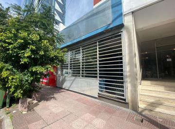Local comercial · 200m² · Local en Alquiler Vicente Lopez Sobre Av Libertador