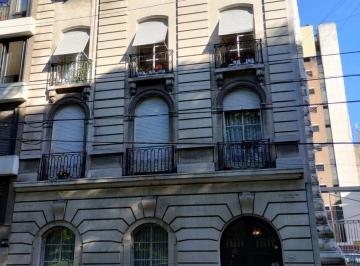 Departamento · 76m² · 2 Ambientes · Departamento en Venta 2 Ambientes Frente a Plaza Libertad Reciclado