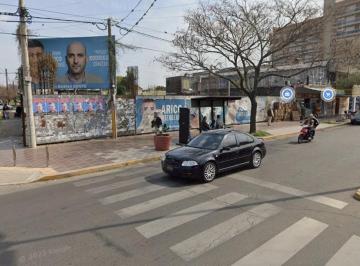 Terreno · 900m² · Venta - Terreno de 900 m² Esquina Av San Martin y Jose Ingenieros - San Lorenzo