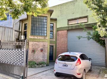 Depósito · 175m² · Depósito Sobre La Av Monteverde