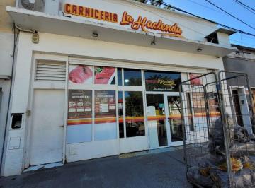 Local comercial , La Plata · Cantisano Propiedades Vende Galpón/local en 9 E/529 y 530!