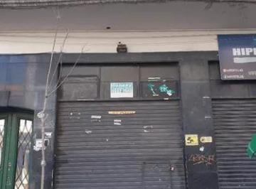 Local comercial · 150m² · 2 Ambientes · Local en Venta - 1 Depósito 2 Baños - 150 m² - Balvanera