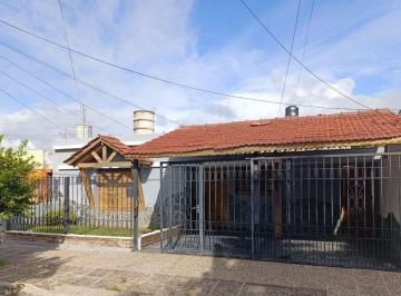 Casa · 233m² · 10 Ambientes · 2 Cocheras · Se Vende Casa + 2 Dptos en Bº Empalme Córdoba