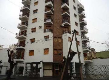 Departamento de 3 ambientes, Lanús · Tres Ambientes con Cochera!