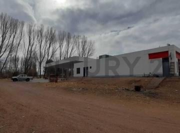 Edificio · 1846m² · 10 Ambientes · 10 Cocheras · Estacion de Servicio en Uspallata, Mendoza