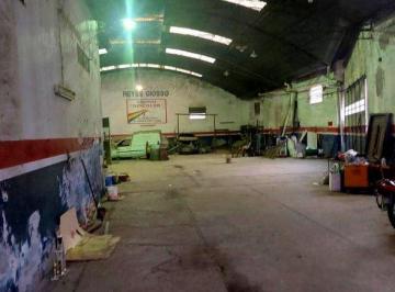 Bodega-Galpón · 660m² · 1 Ambiente · Venta - Galpon con Casa de 2 Dorm. - Bella Vista