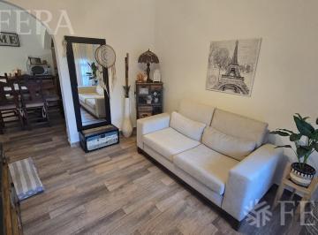 Casa · 67m² · 3 Ambientes · 1 Cochera · Venta de Casa 3 Ambientes con Cochera y Patio en Wilde