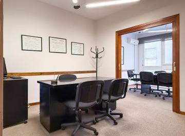 Oficina comercial · 63m² · 5 Ambientes · Oficina en Alquiler Completamente Amoblada! Excelente Ubicación en Capital - Microcentro, Monserrat