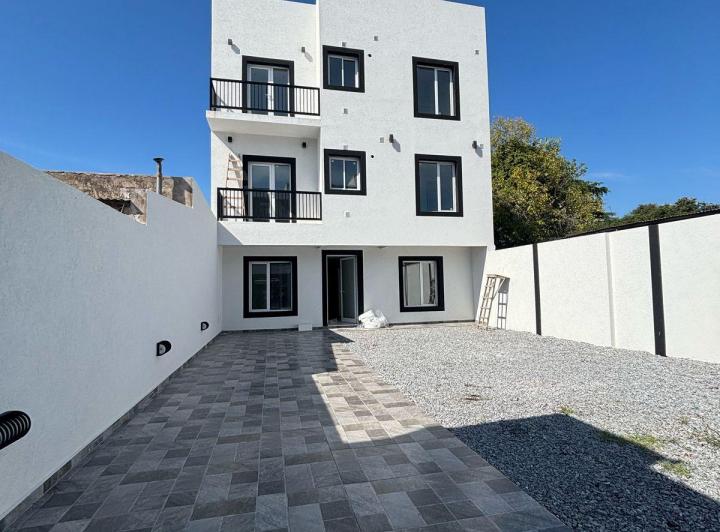 Departamento · 1m² · 2 Ambientes · 1 Cochera