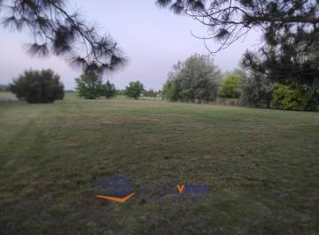 Terreno · 2100m² · Terreno en Venta en La Primavera Golf
