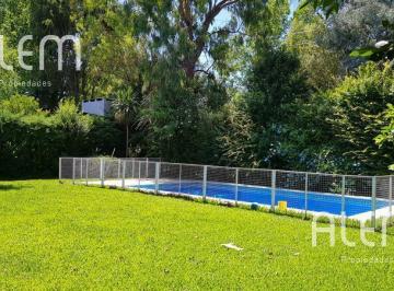 Casa · 140m² · 4 Ambientes · 2 Cocheras · Campos de Echeverria | Toda en Pb | 3 Dorm.