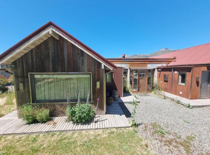 Casa · 200m² · 6 Ambientes · 1 Cochera