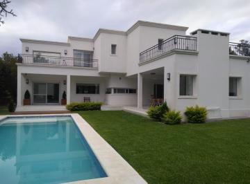 Casa · 550m² · 5 Ambientes · 2 Cocheras · Casa 4 Dorm. Kentucky Alquiler