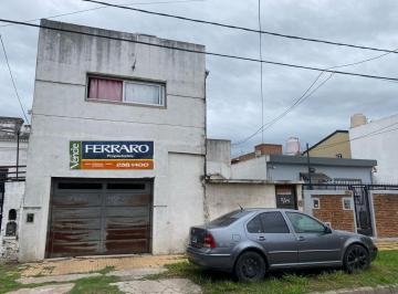 Casa de 4 ambientes, Almirante Brown · Casa de Dos Plantas en Venta