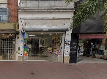 Local comercial · 105m² · ¡Gran Oportunidad Única! Local Comercial en Plena Zona Comercial de San Fernando - en Alquiler