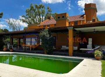 Casa · 420m² · 5 Ambientes · Casa en Venta Country San Diego Moreno